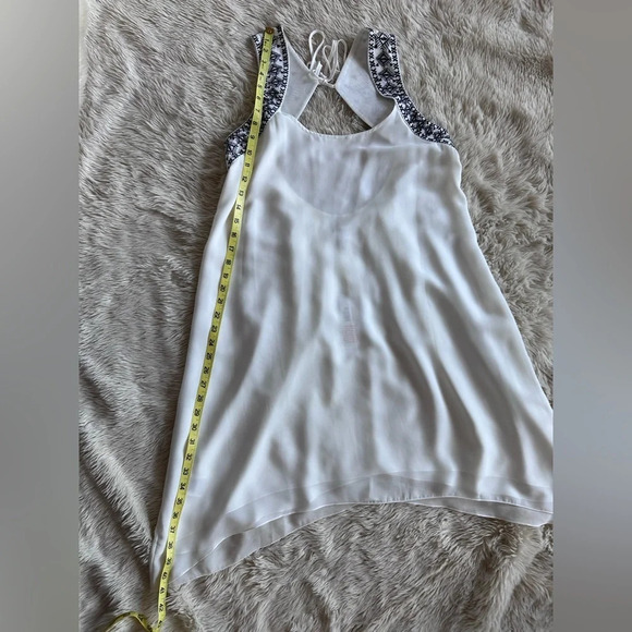 BCBG Generation White Embroidered Chiffon Mini Dress with Open Back Size M - Picture 9 of 16